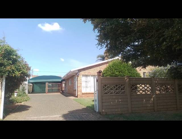 3 BEDROOM HOUSE FOR SALE IN RANDPOORT